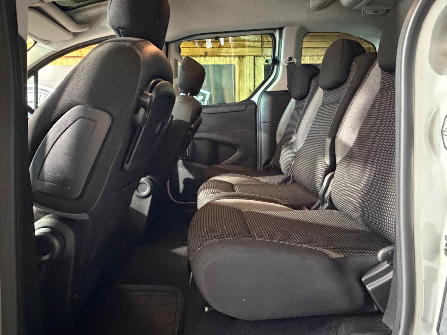 Used Peugeot Partner Tepee 2016 for sale - 77683798: Photo 17