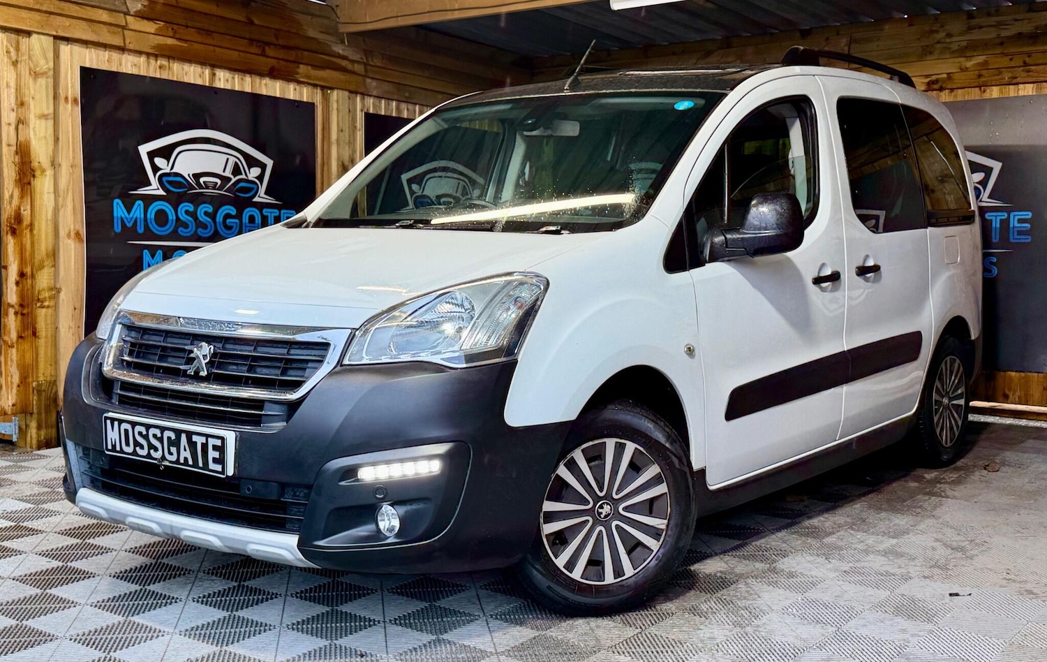 Used Peugeot Partner Tepee 2016 for sale - 77683798: Photo 7