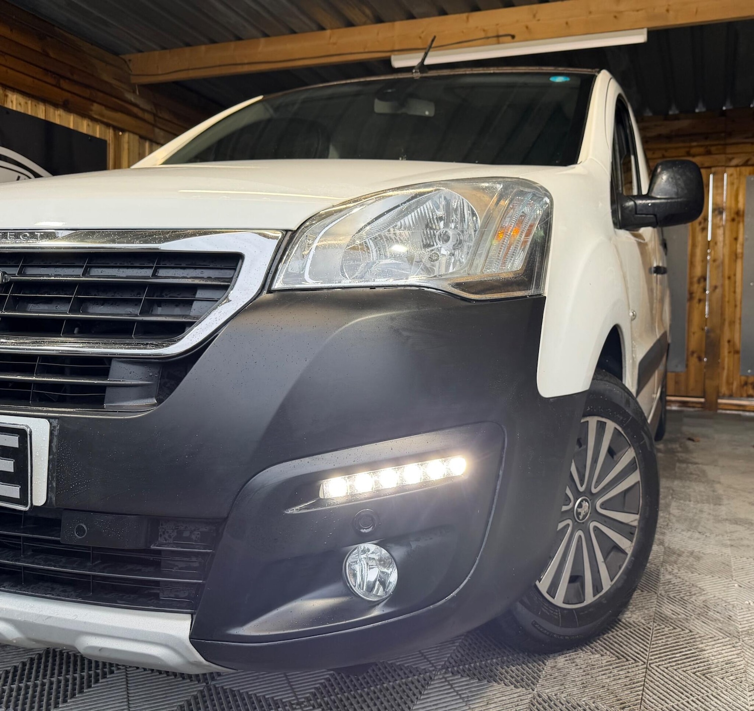 Used Peugeot Partner Tepee 2016 for sale - 77683798: Photo 8