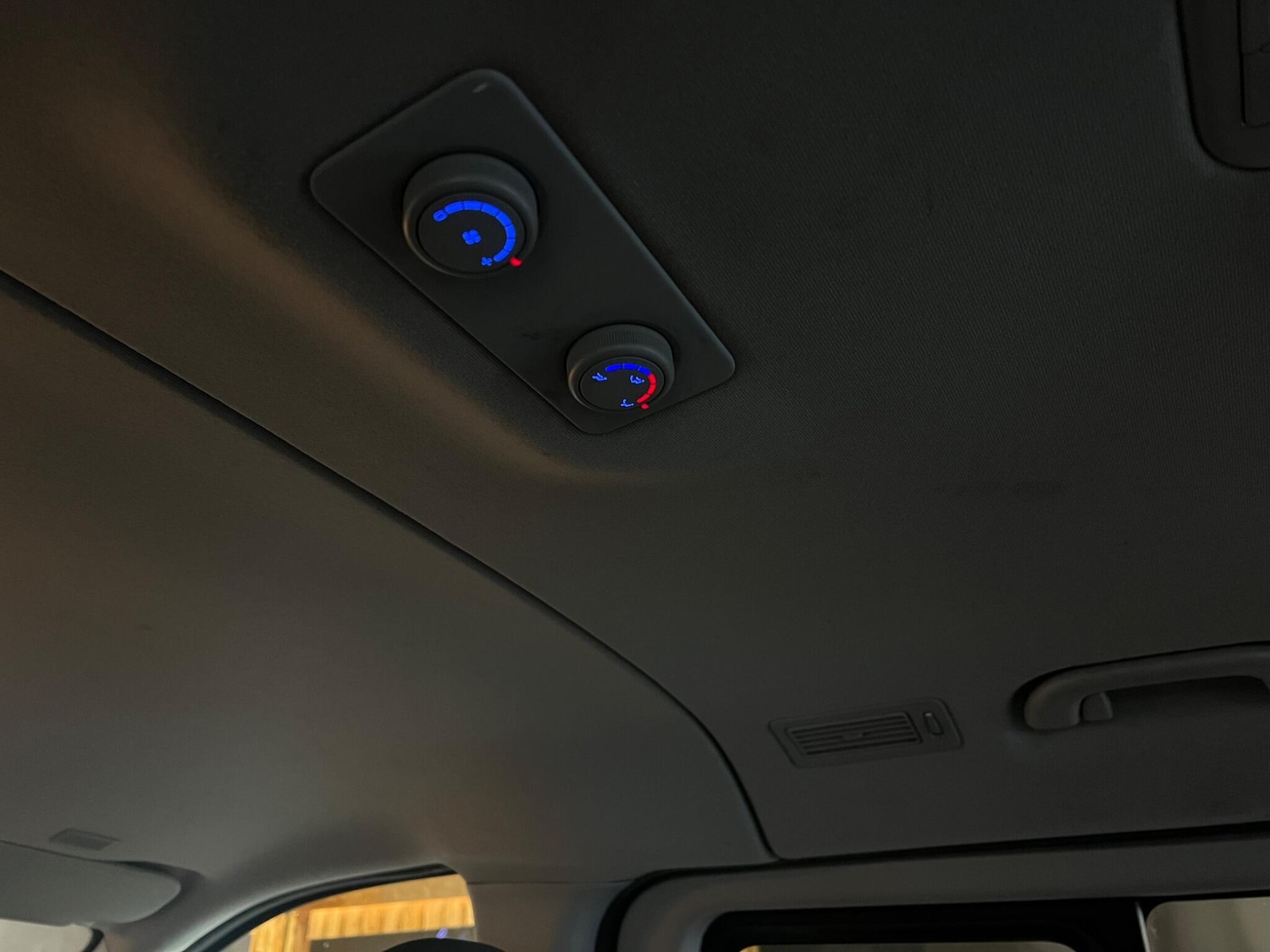 Used Hyundai i800 2017 for sale - 77166739: Photo 32