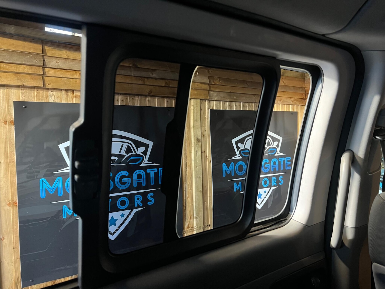 Used Hyundai i800 2017 for sale - 77166739: Photo 33