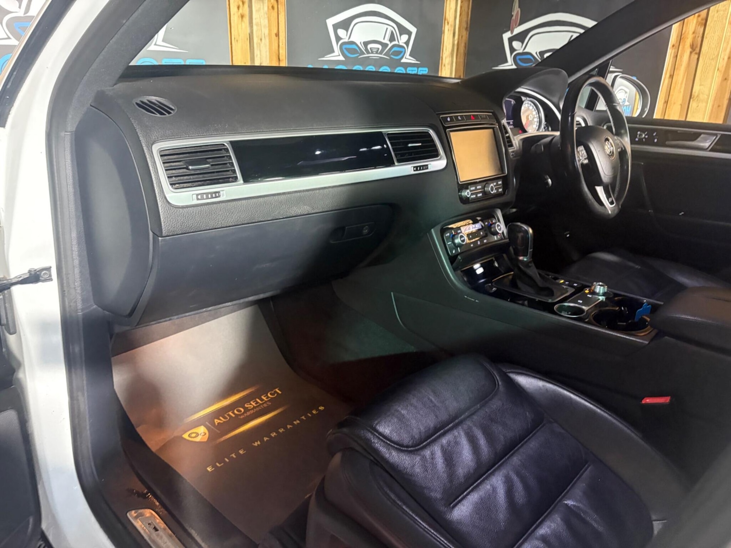 Used Volkswagen Touareg 2016 for sale - 77016797: Photo 12