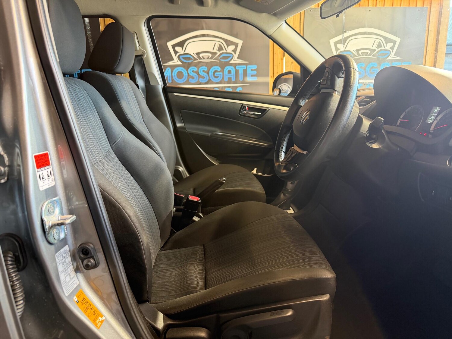 Used Suzuki Swift 2014 for sale - 77039880: Photo 14