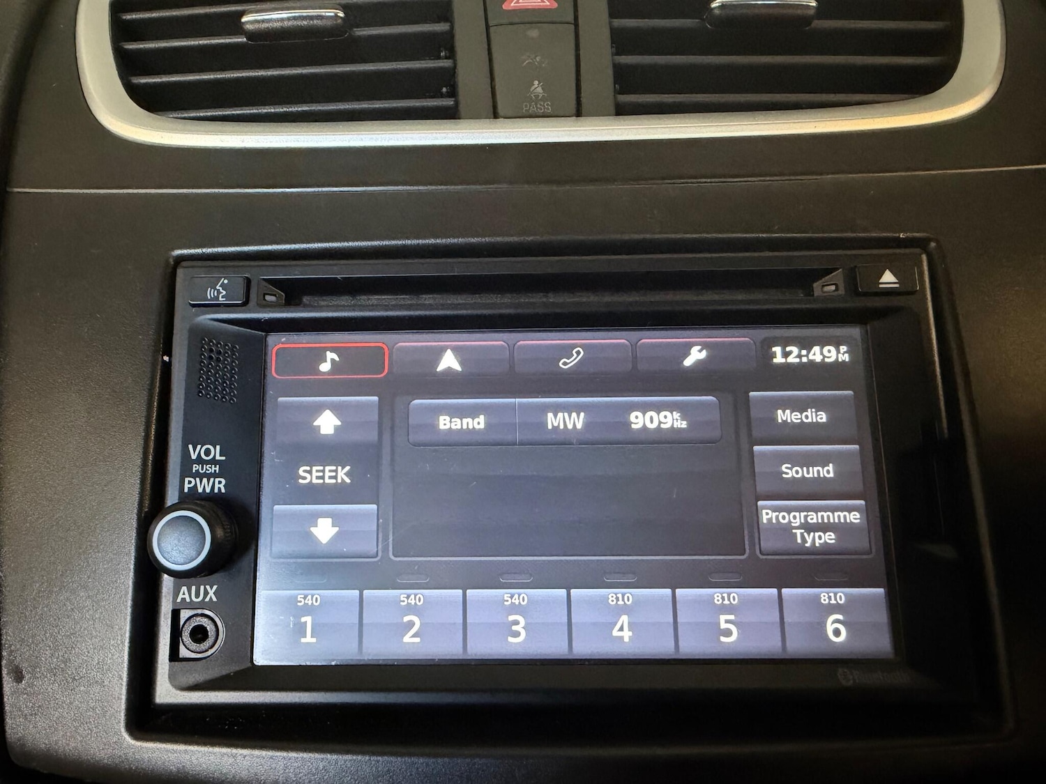 Used Suzuki Swift 2014 for sale - 77039880: Photo 35