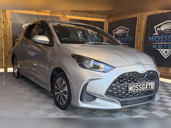 Used Toyota Yaris 2024 for sale - 79712420: Photo