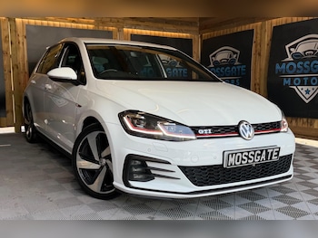 Used Volkswagen Golf 2017 for sale - 79256387: Photo