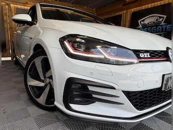 Used Volkswagen Golf 2017 for sale - 79256387: Photo