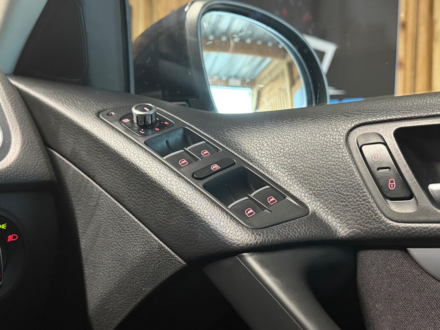 Used Volkswagen Tiguan for sale - 76715000: Photo 29