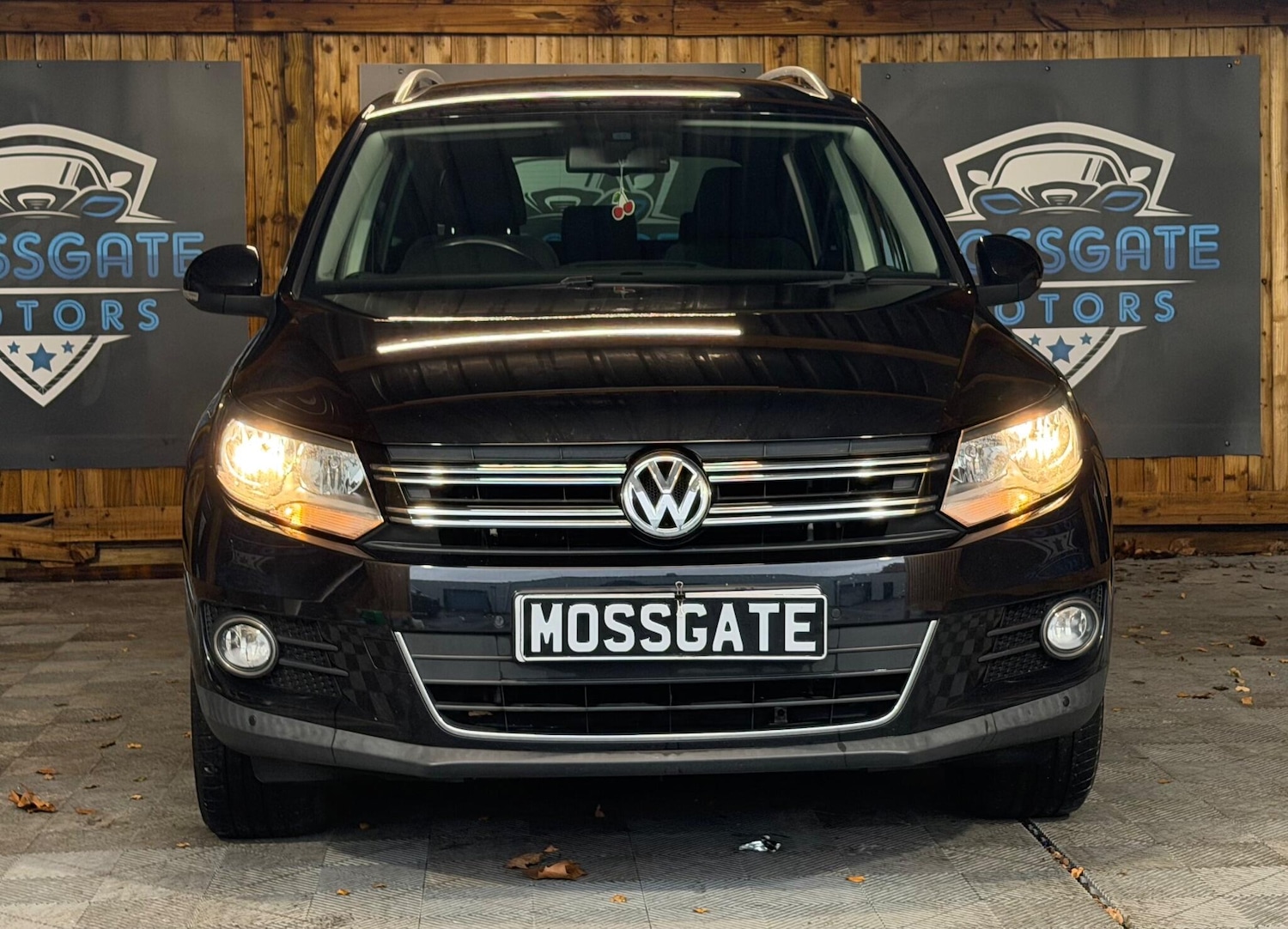 Used Volkswagen Tiguan for sale - 76715000: Photo 3