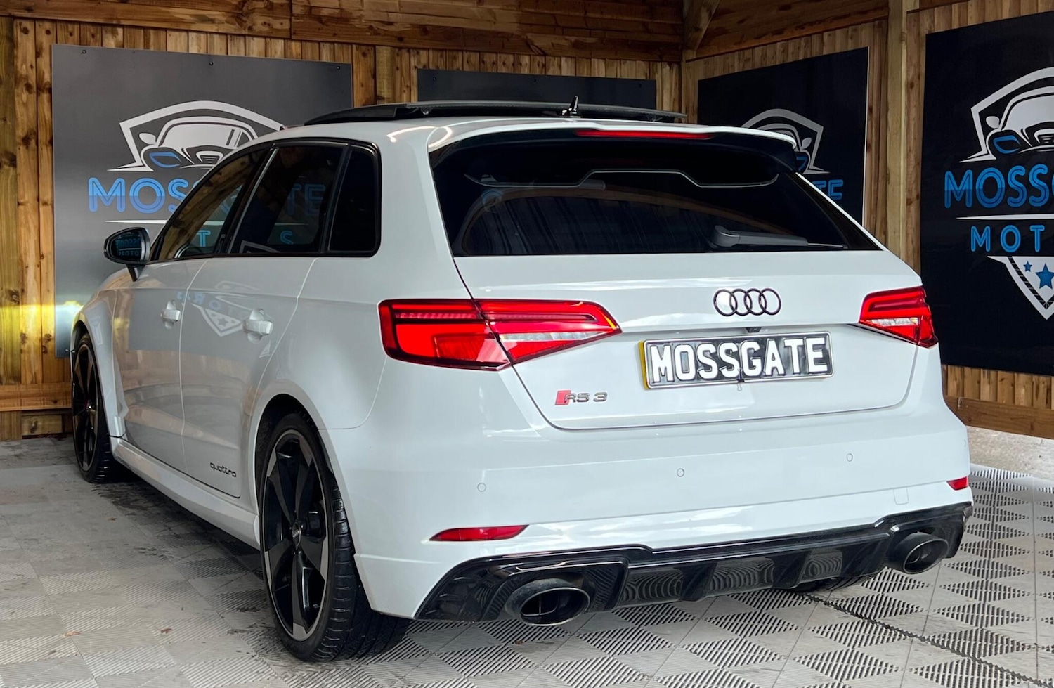 Used Audi RS3 2017 for sale - 76521794: Photo 11
