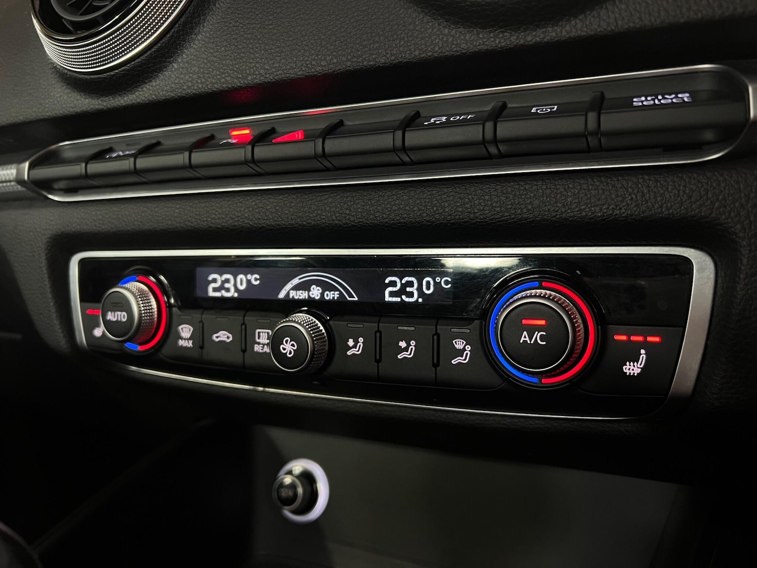 Used Audi RS3 2017 for sale - 76521794: Photo 33