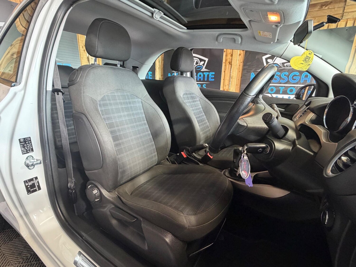 Used Vauxhall ADAM for sale - 78184309: Photo 14