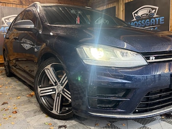 Used Volkswagen Golf 2016 for sale - 76753112: Photo