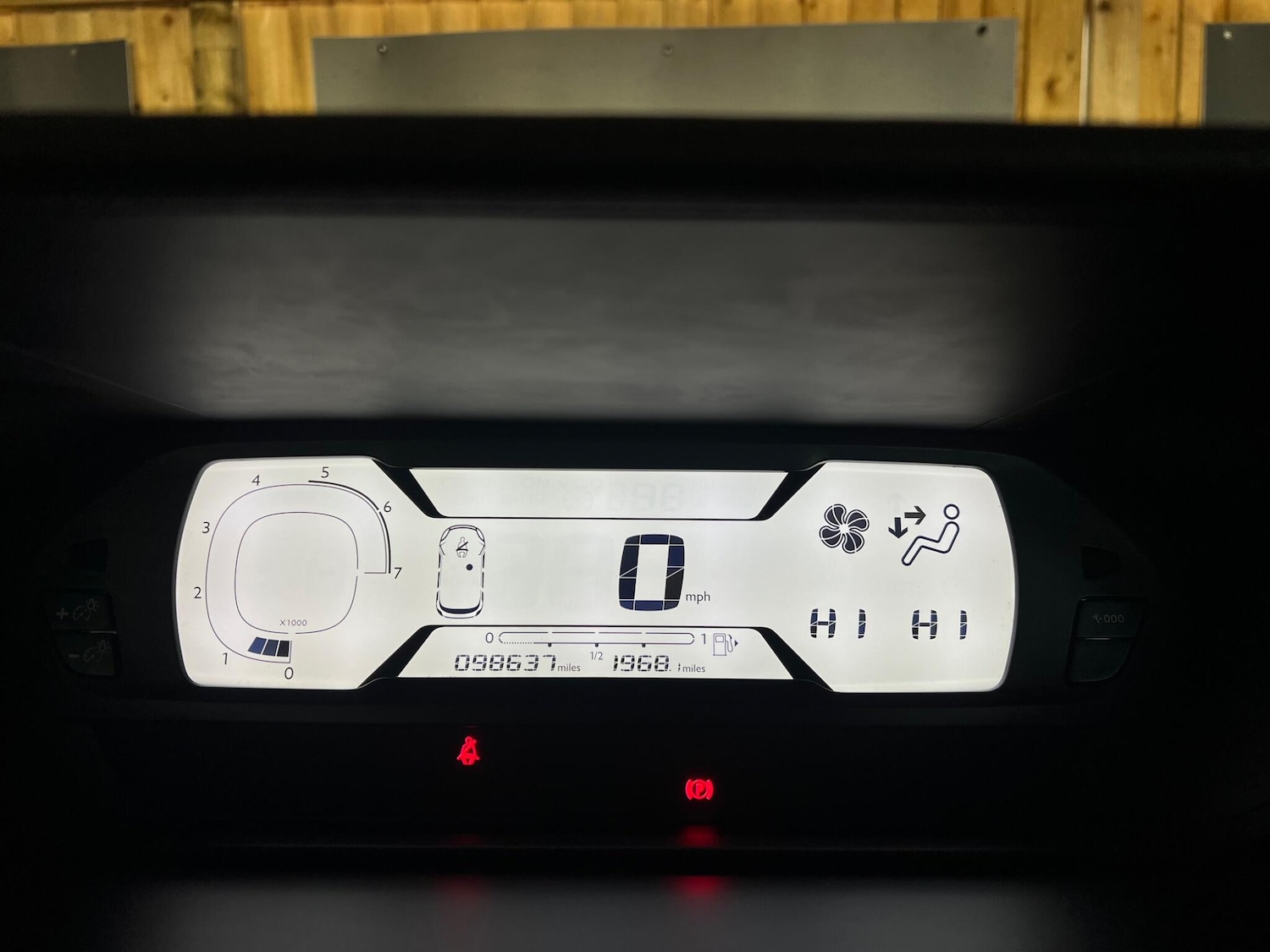 Used Citroen C4 Grand Picasso 2016 for sale - 77108829: Photo 18