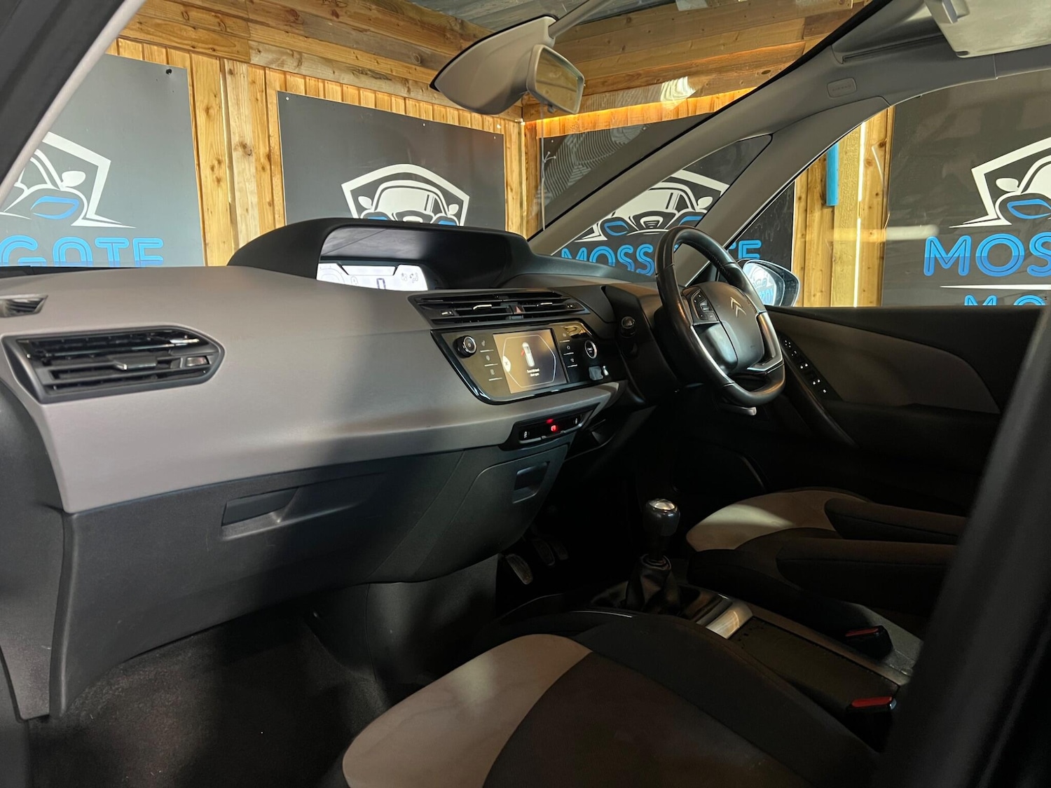 Used Citroen C4 Grand Picasso 2016 for sale - 77108829: Photo 28