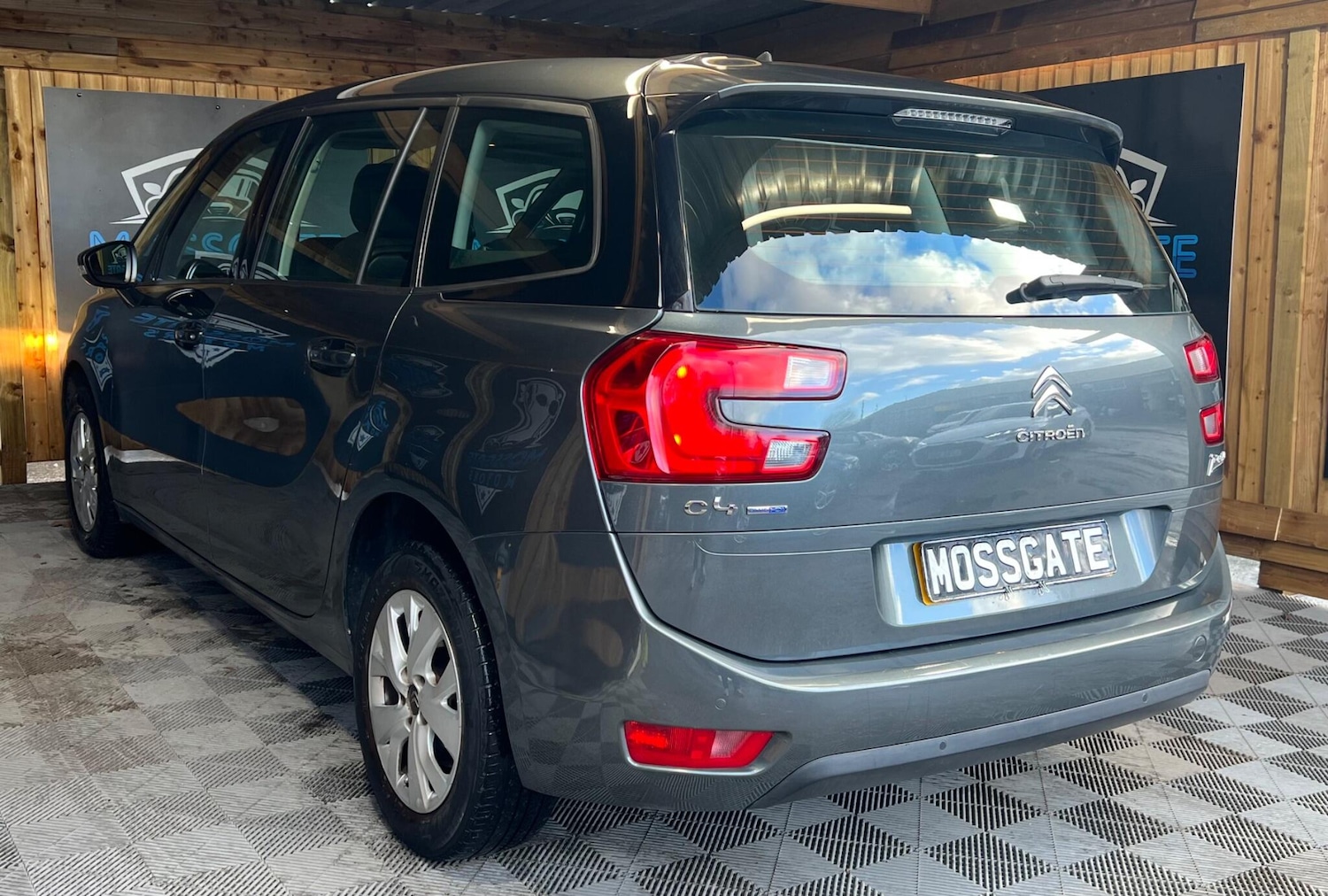 Used Citroen C4 Grand Picasso 2016 for sale - 77108829: Photo 9