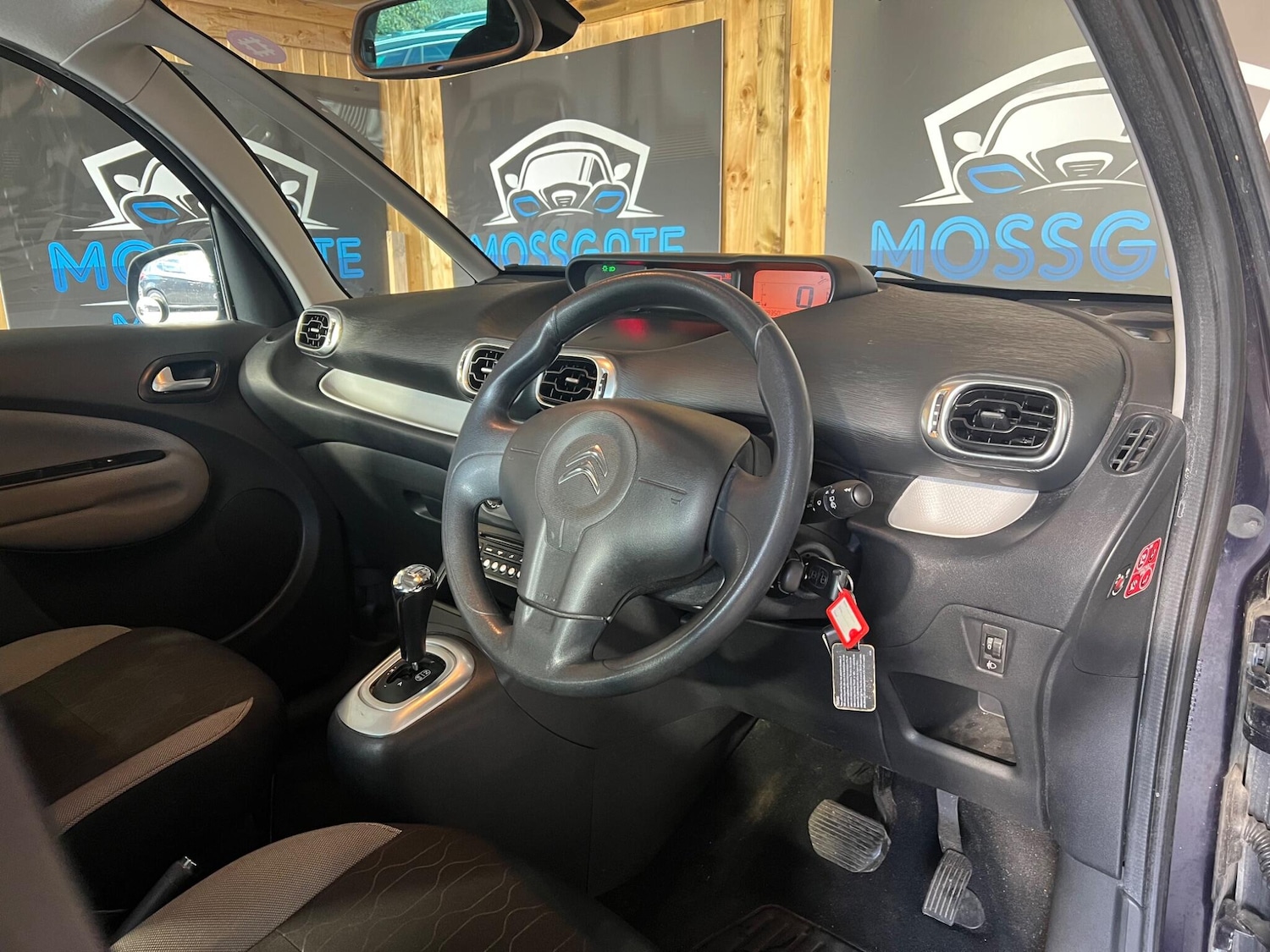 Used Citroen C3 Picasso 2013 for sale - 77925364: Photo 13