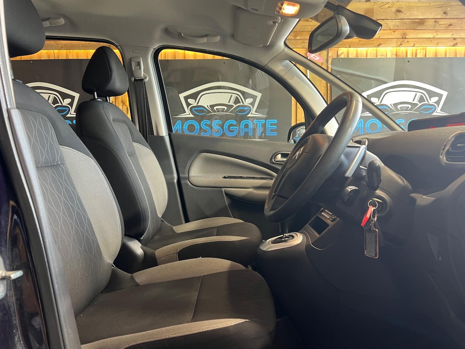 Used Citroen C3 Picasso 2013 for sale - 77925364: Photo 14