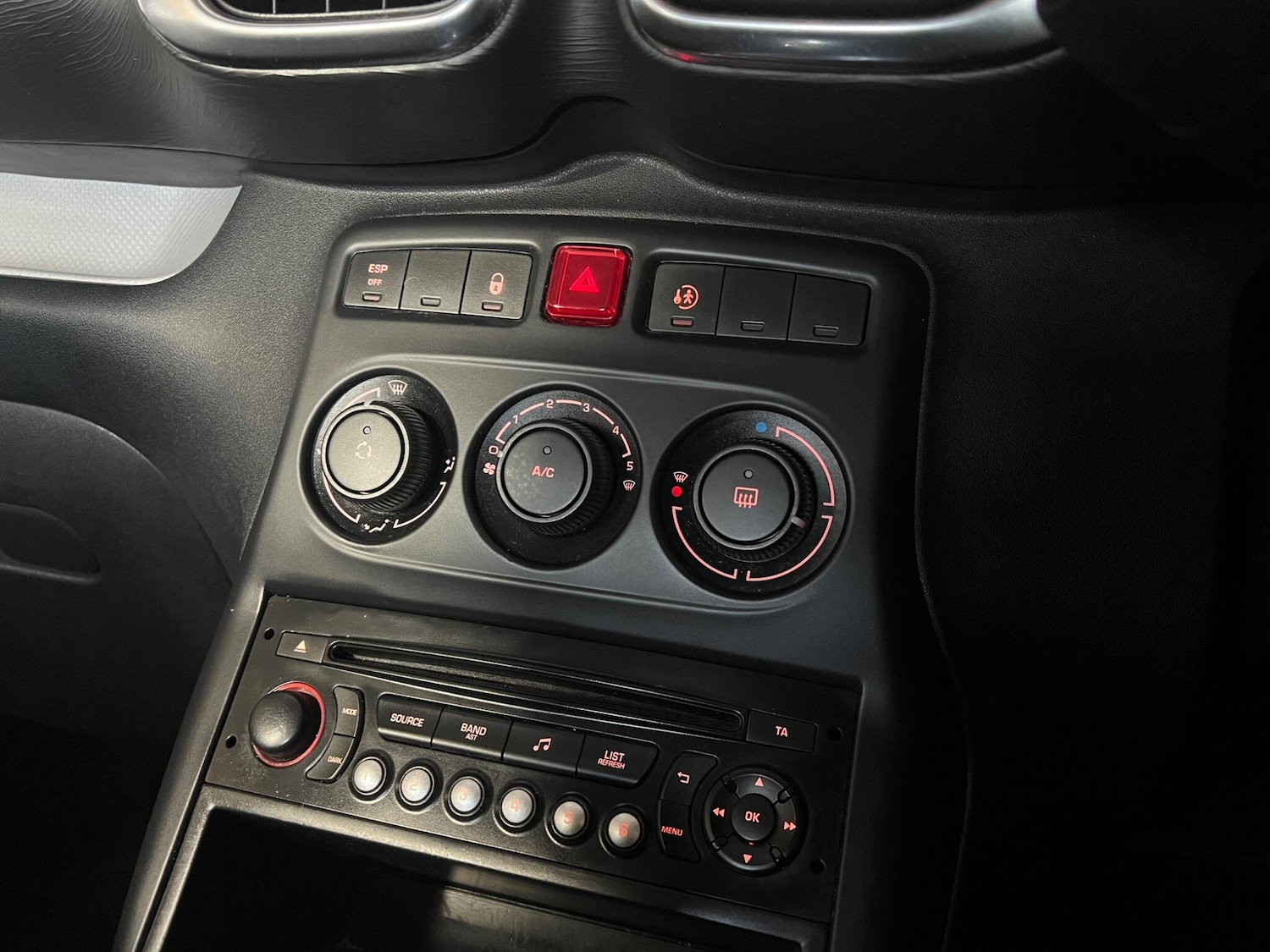 Used Citroen C3 Picasso 2013 for sale - 77925364: Photo 25