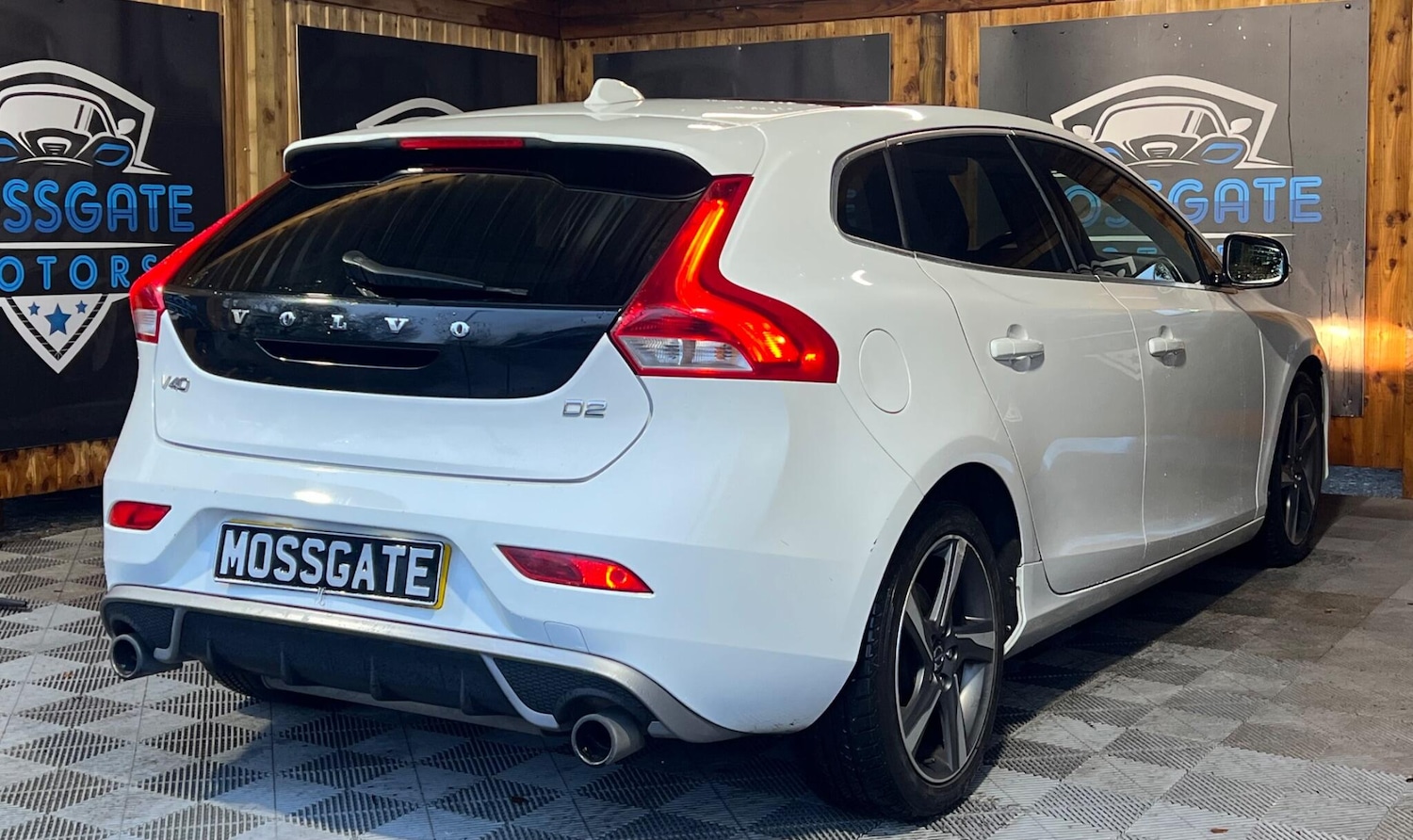 Used Volvo V40 2013 for sale - 76832563: Photo 11