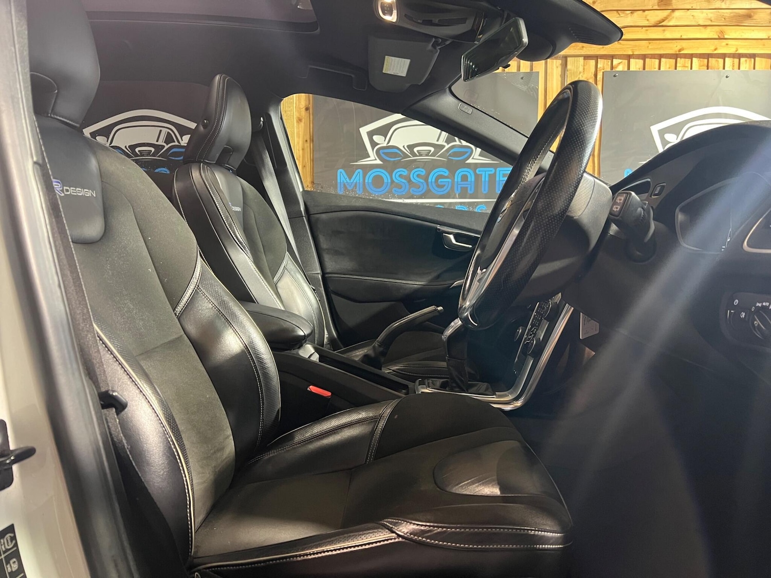 Used Volvo V40 2013 for sale - 76832563: Photo 14