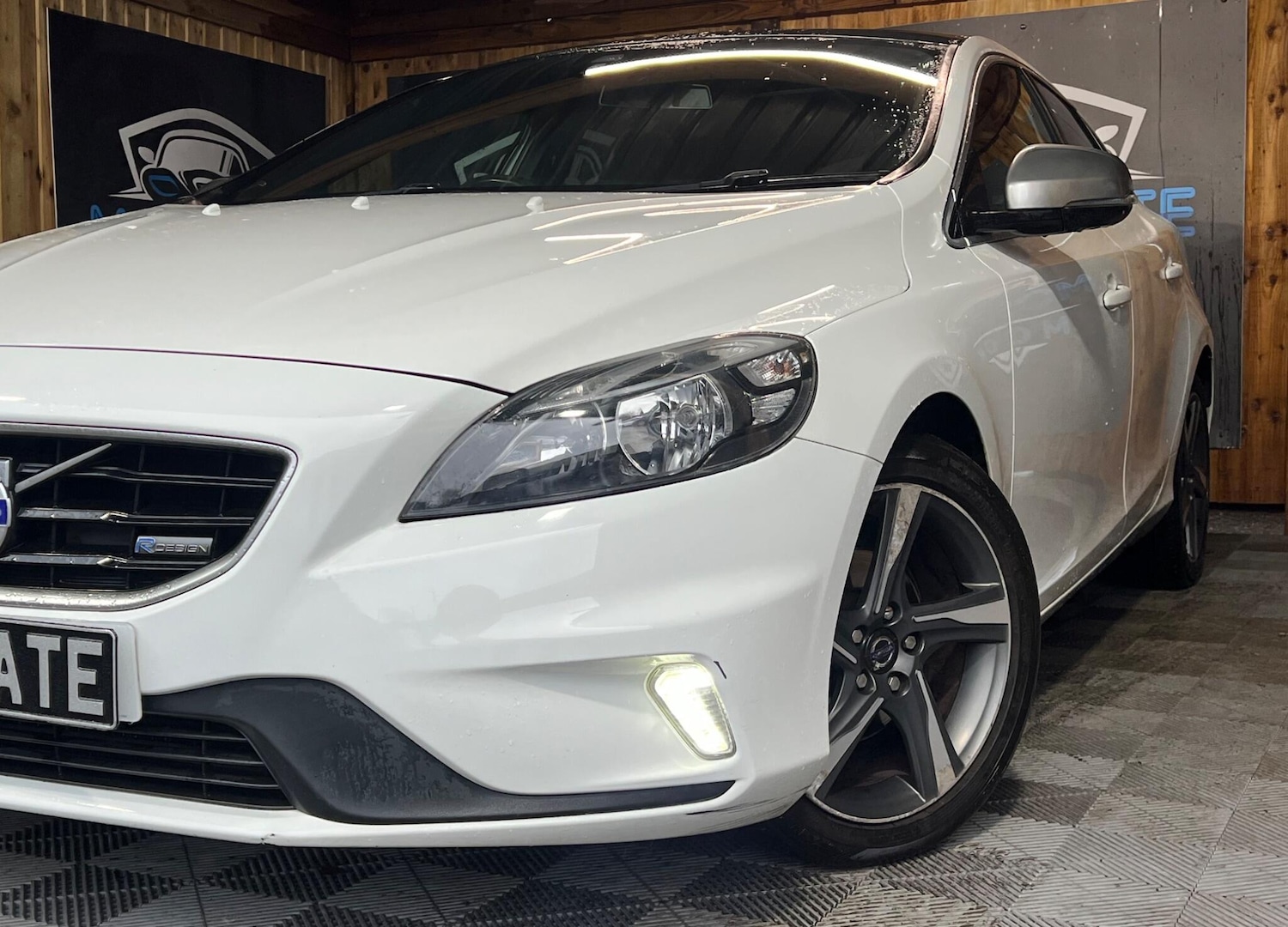 Used Volvo V40 2013 for sale - 76832563: Photo 6