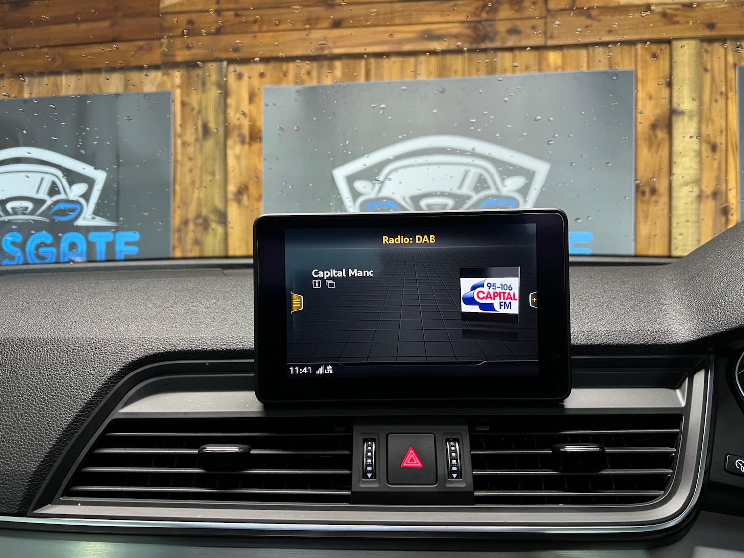 Used Audi Q5 2017 for sale - 76456618: Photo 32