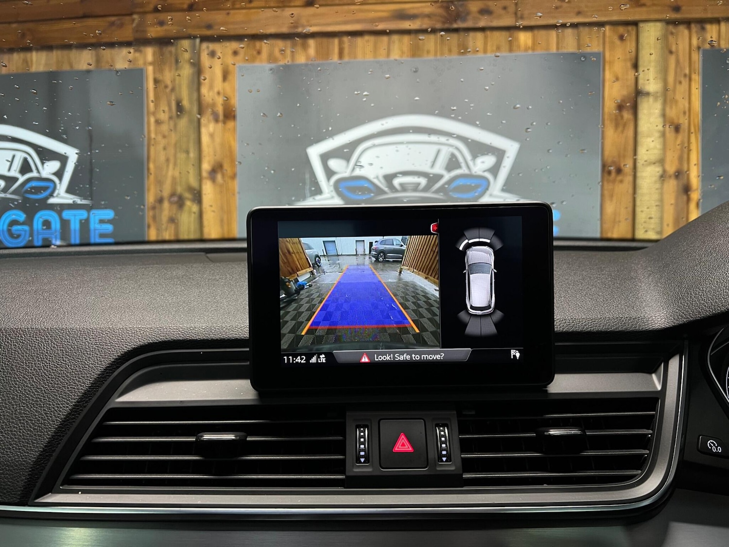 Used Audi Q5 2017 for sale - 76456618: Photo 36