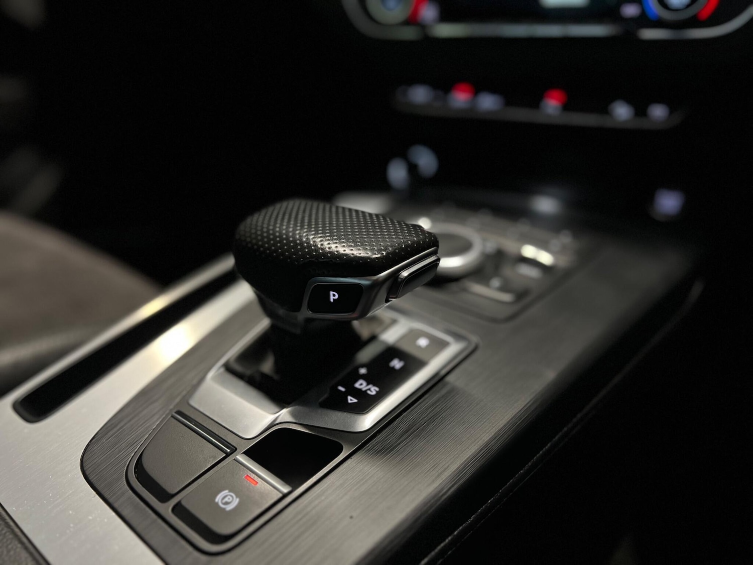 Used Audi Q5 2017 for sale - 76456618: Photo 39