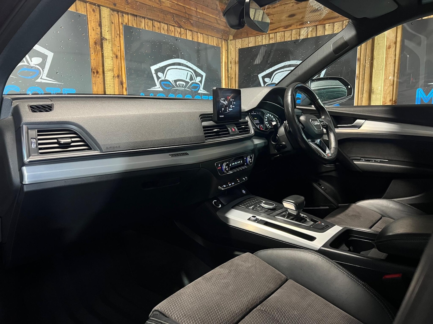 Used Audi Q5 2017 for sale - 76456618: Photo 41