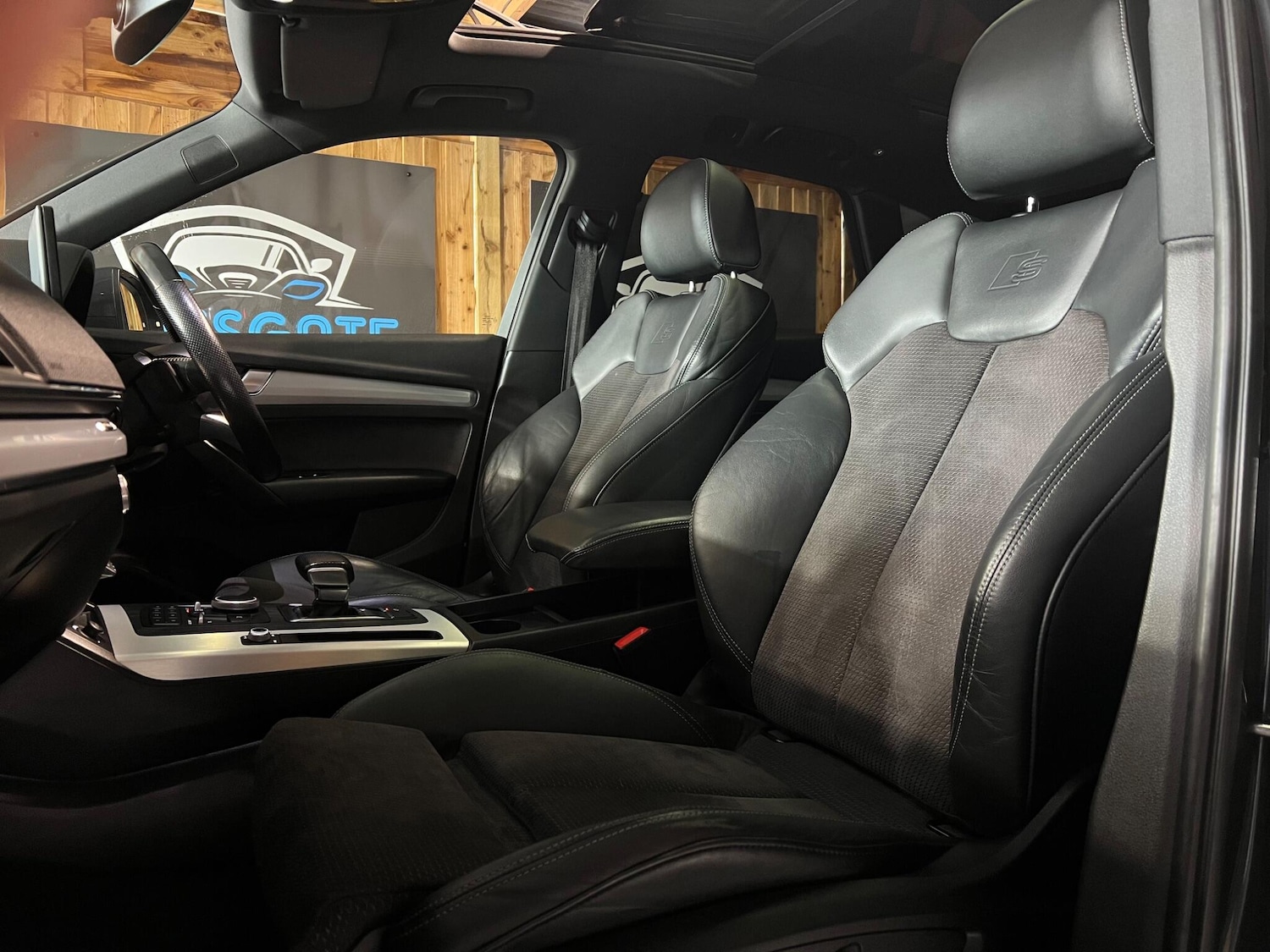 Used Audi Q5 2017 for sale - 76456618: Photo 43