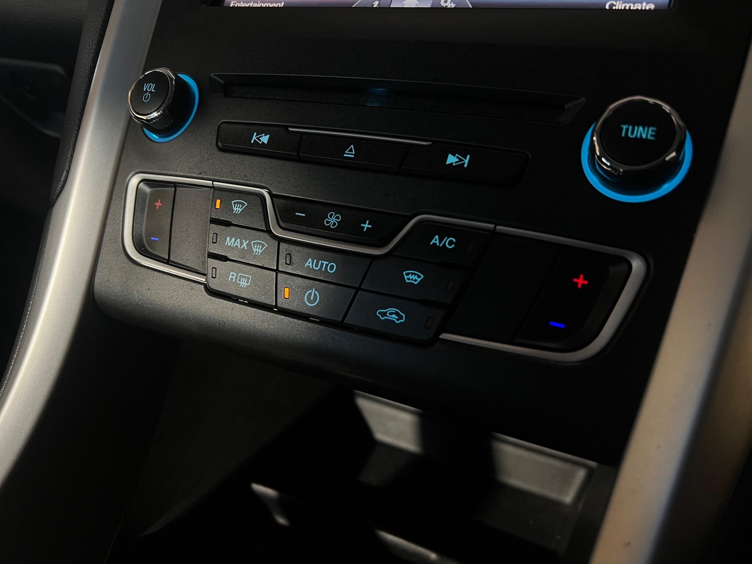 Used Ford Mondeo 2017 for sale - 77015662: Photo 25