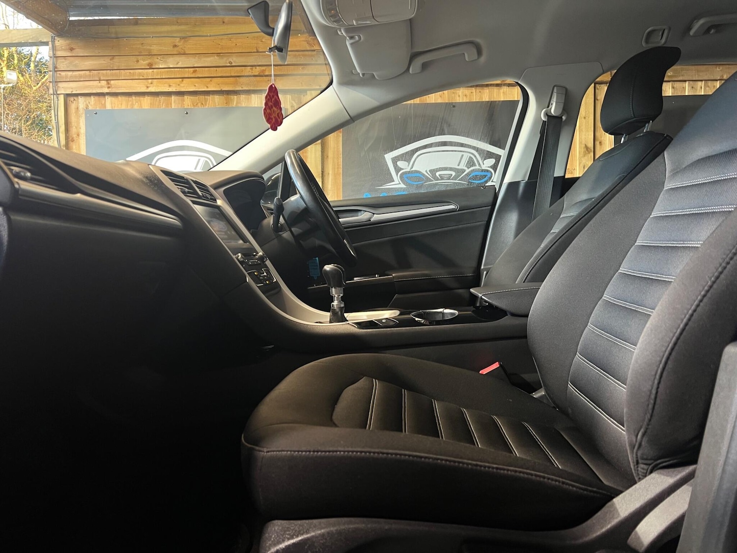 Used Ford Mondeo 2017 for sale - 77015662: Photo 29