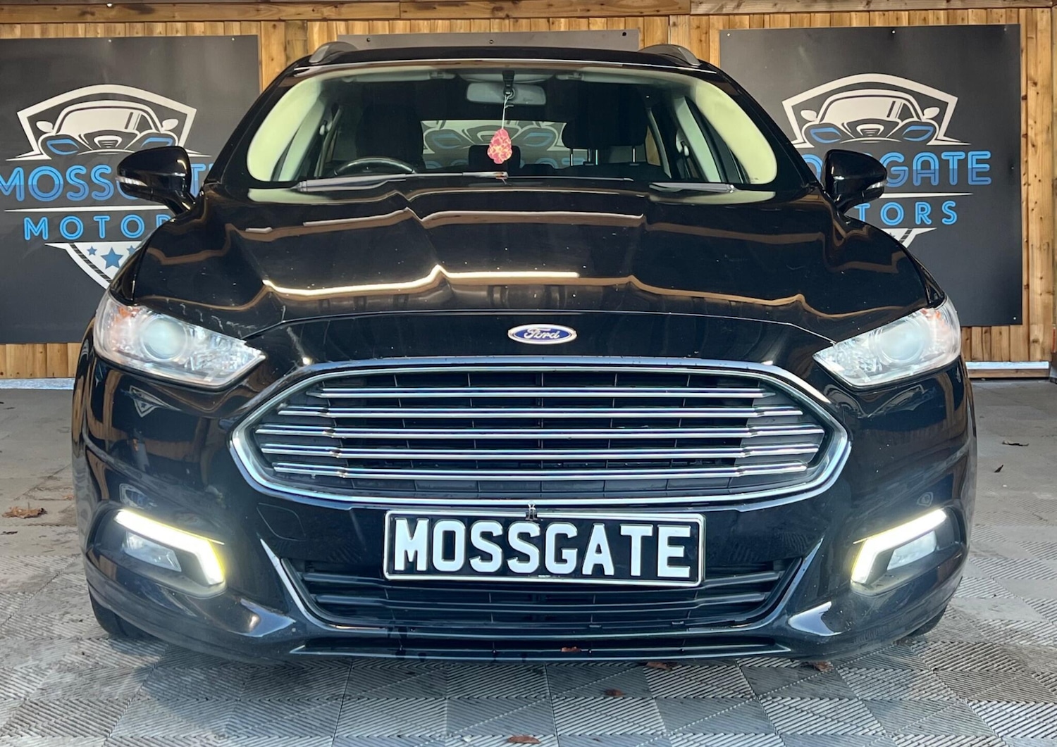 Used Ford Mondeo 2017 for sale - 77015662: Photo 4