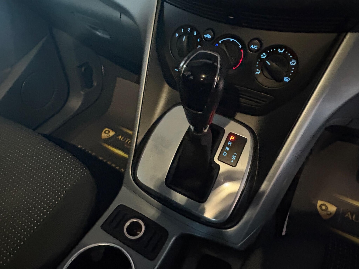 Used Ford Grand C-Max 2011 for sale - 76645810: Photo 13