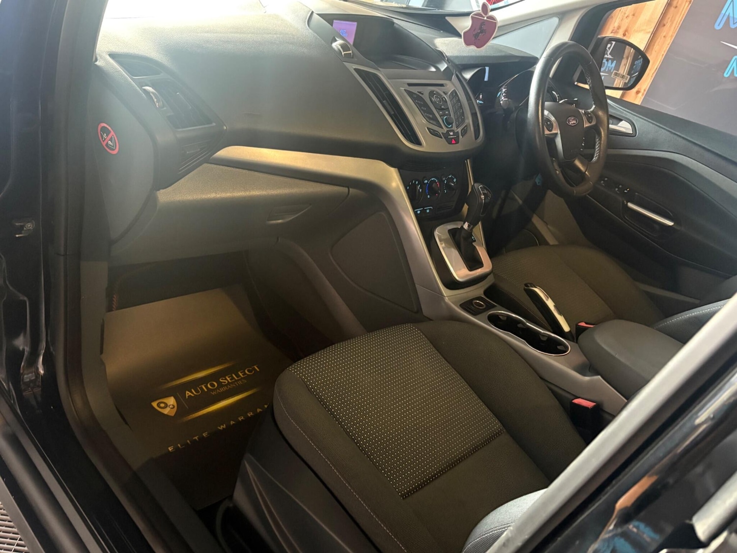 Used Ford Grand C-Max 2011 for sale - 76645810: Photo 14