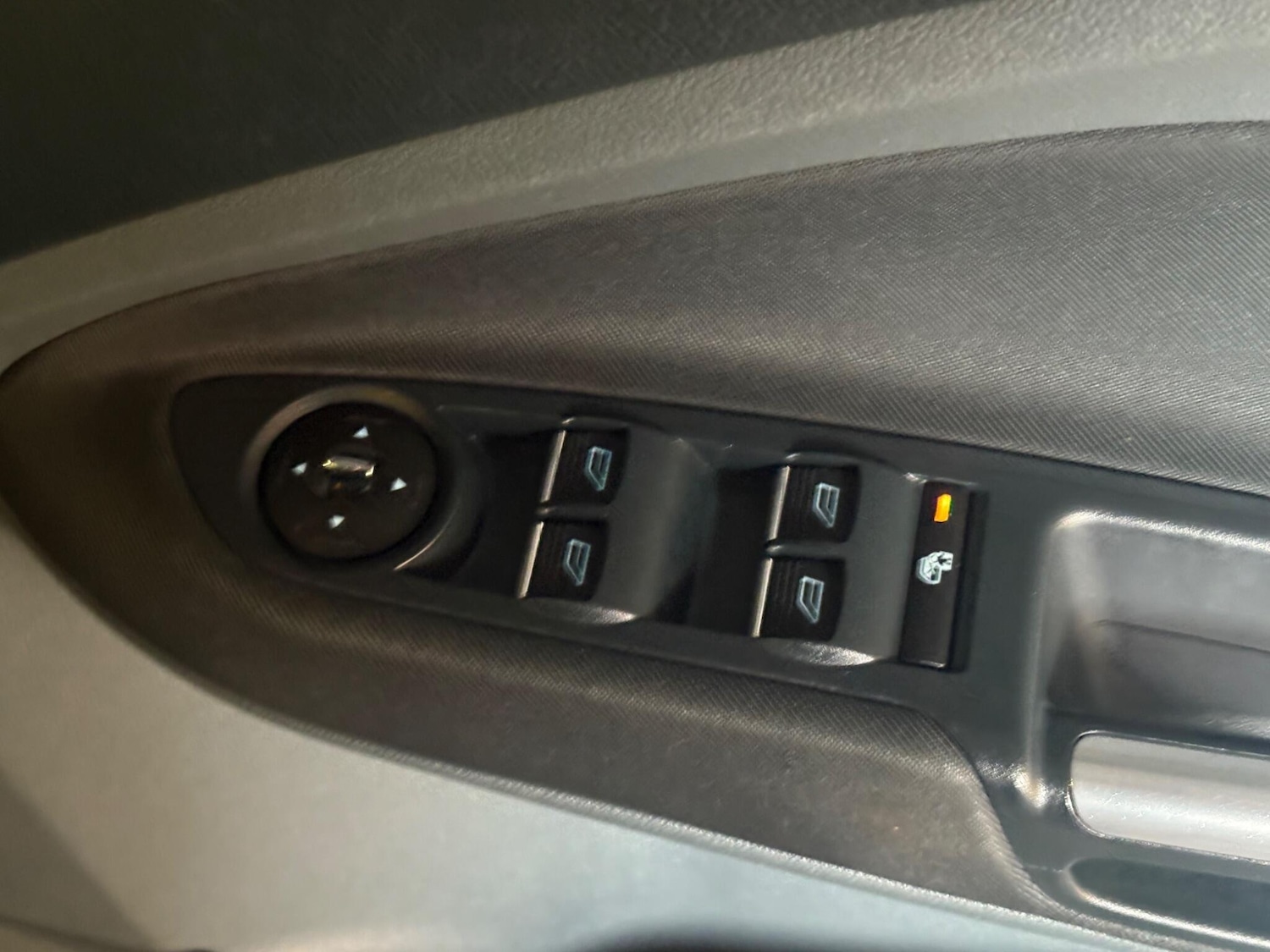 Used Ford Grand C-Max 2011 for sale - 76645810: Photo 22