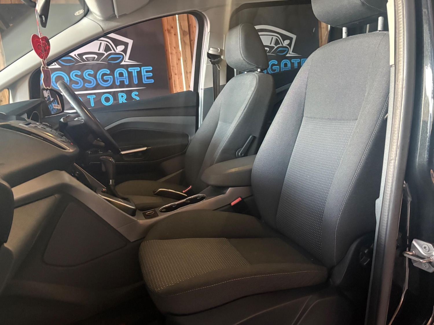 Used Ford Grand C-Max 2011 for sale - 76645810: Photo 31