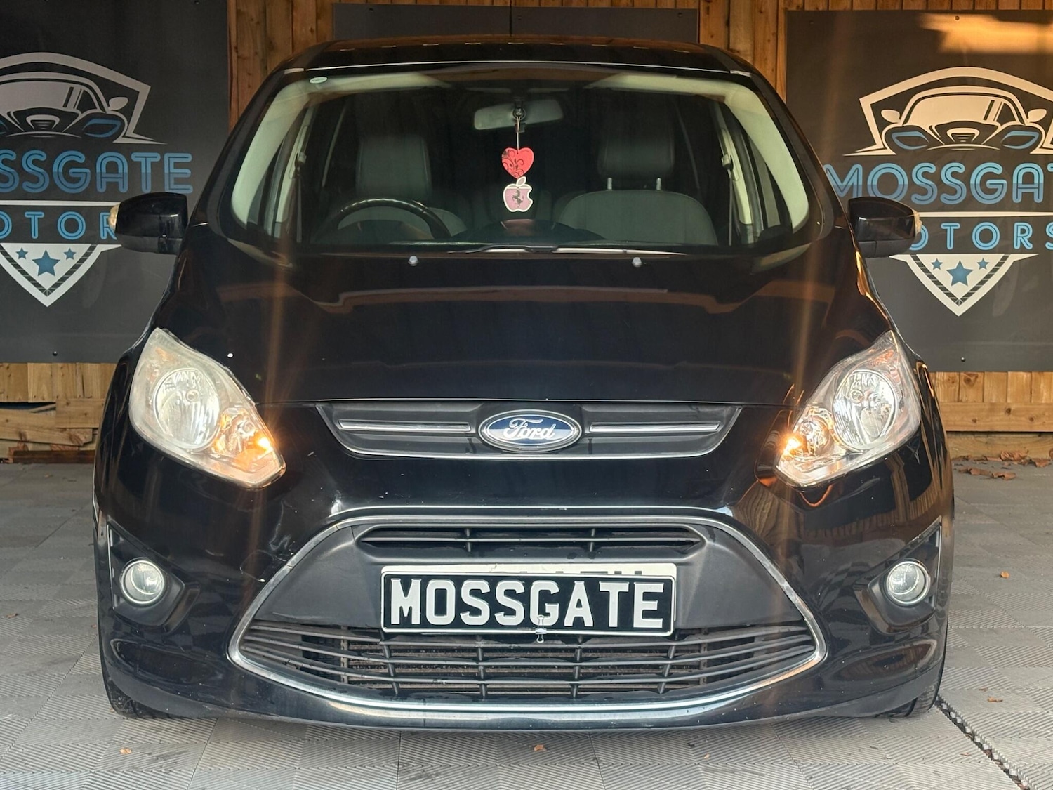 Used Ford Grand C-Max 2011 for sale - 76645810: Photo 4