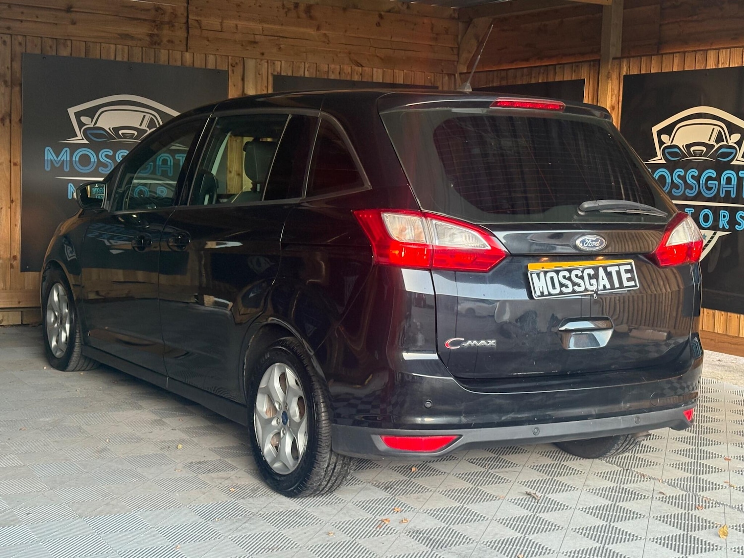 Used Ford Grand C-Max 2011 for sale - 76645810: Photo 8