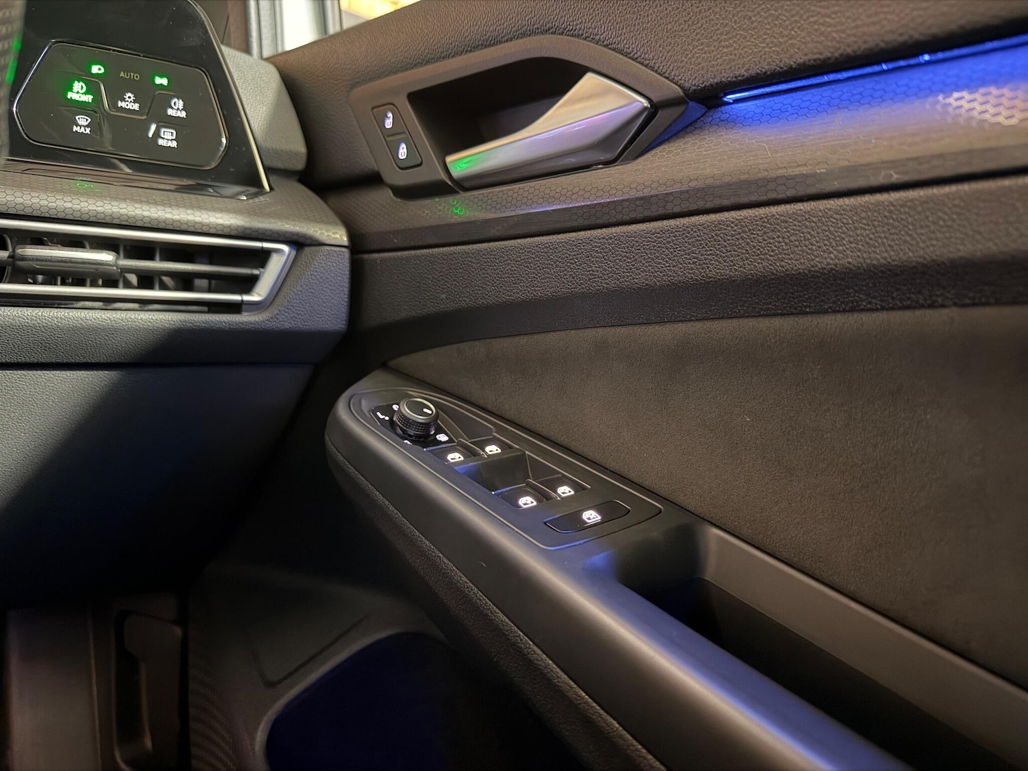 Used Volkswagen Golf 2022 for sale - 77144507: Photo 33