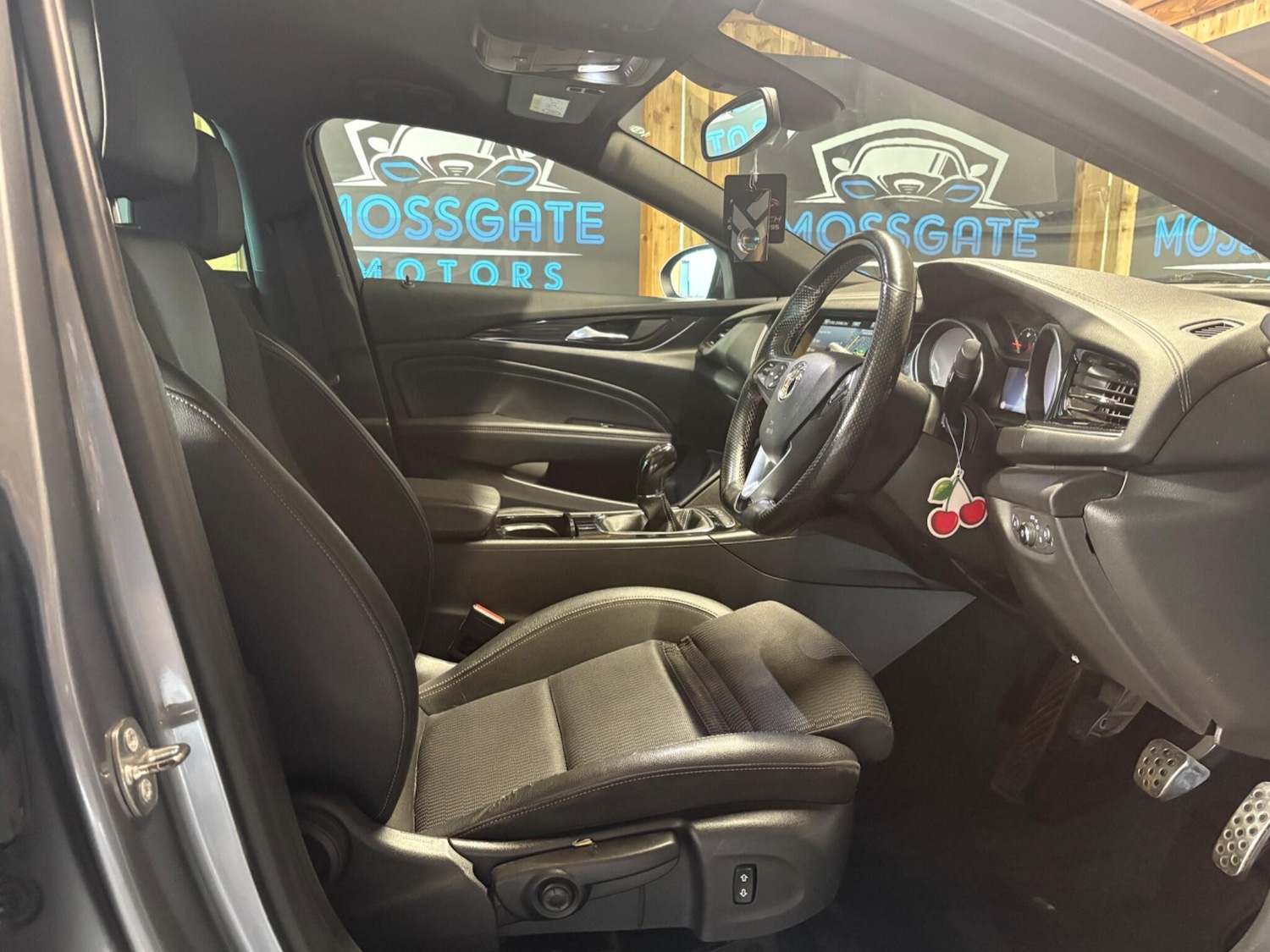 Used Vauxhall Insignia 2018 for sale - 76592057: Photo 12