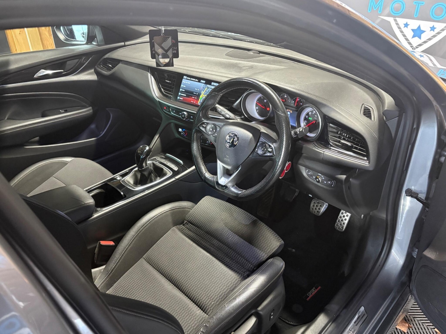 Used Vauxhall Insignia 2018 for sale - 76592057: Photo 13