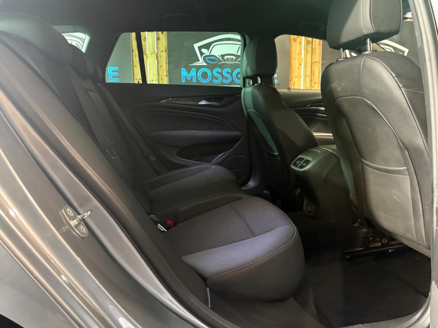 Used Vauxhall Insignia 2018 for sale - 76592057: Photo 16