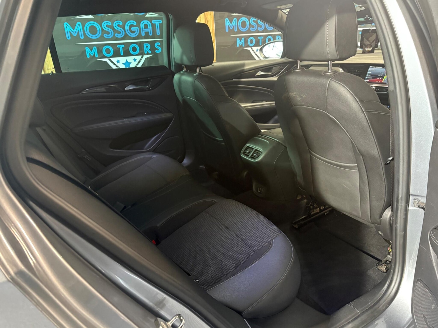 Used Vauxhall Insignia 2018 for sale - 76592057: Photo 17