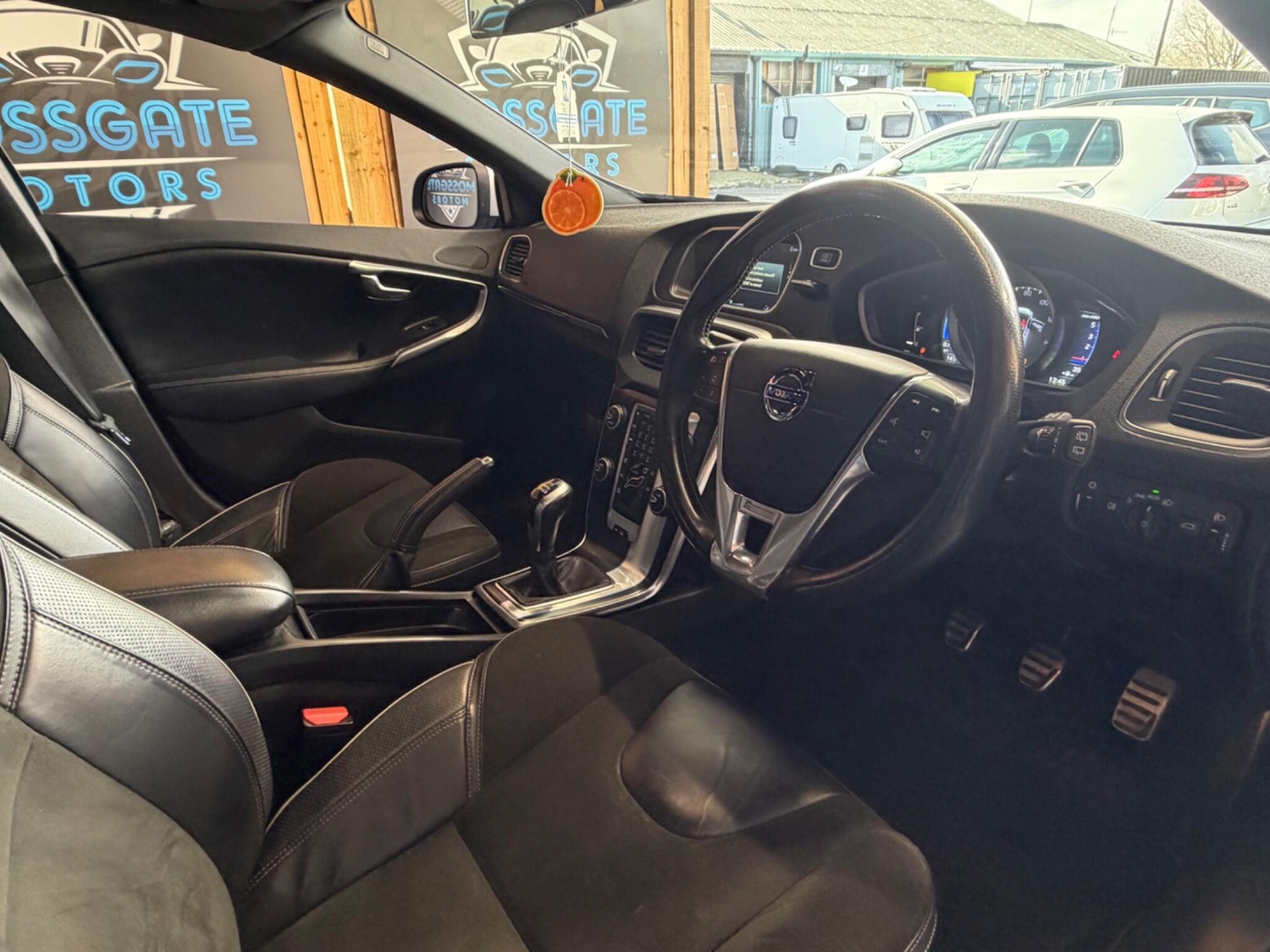 Used Volvo V40 for sale - 77784672: Photo 10