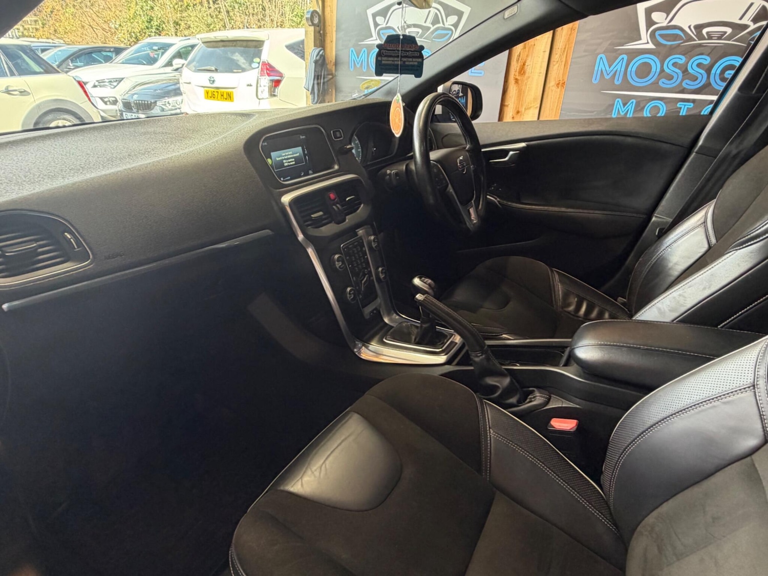 Used Volvo V40 for sale - 77784672: Photo 11