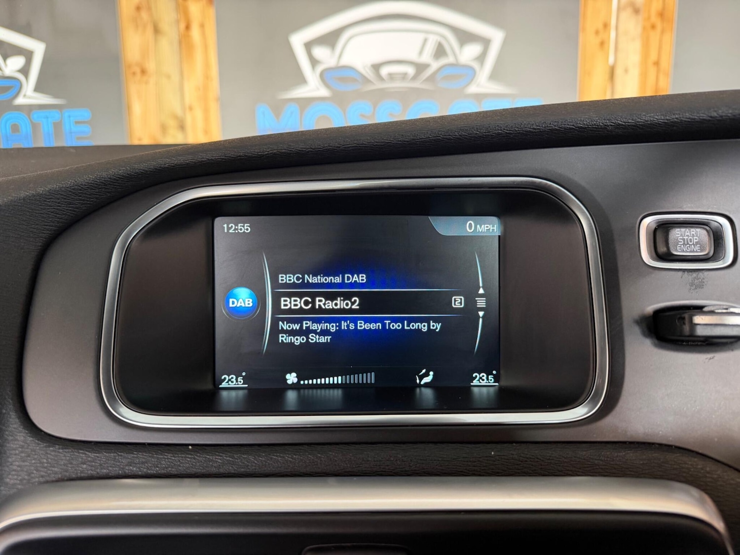 Used Volvo V40 for sale - 77784672: Photo 25