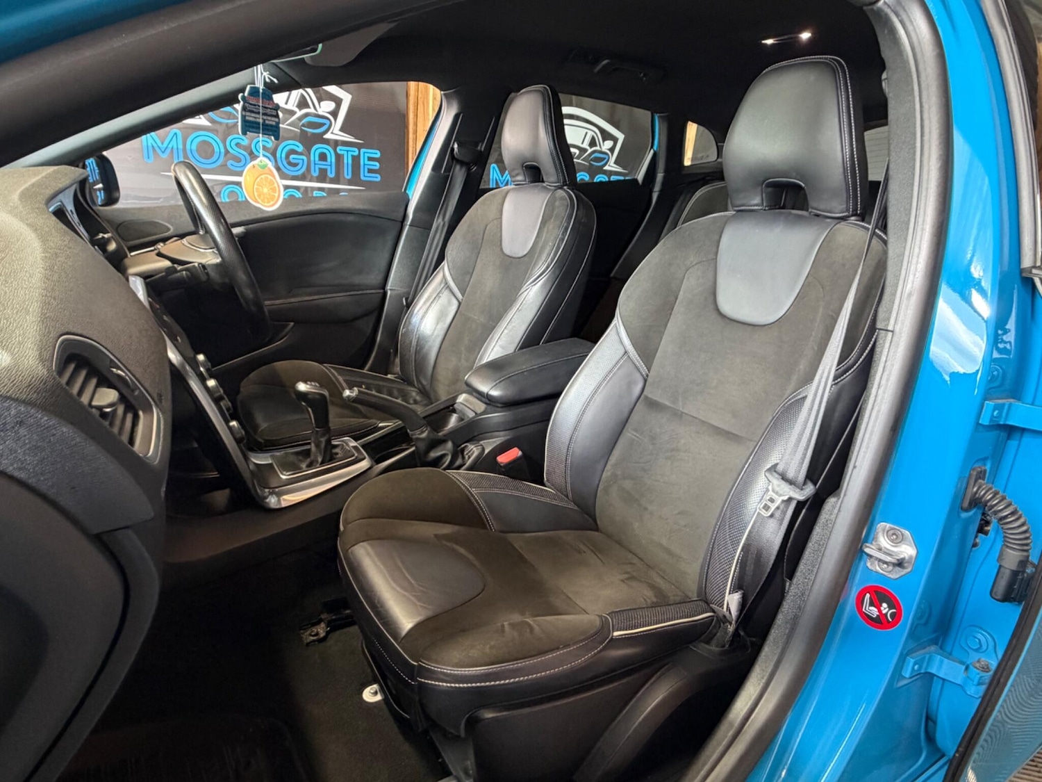 Used Volvo V40 for sale - 77784672: Photo 30