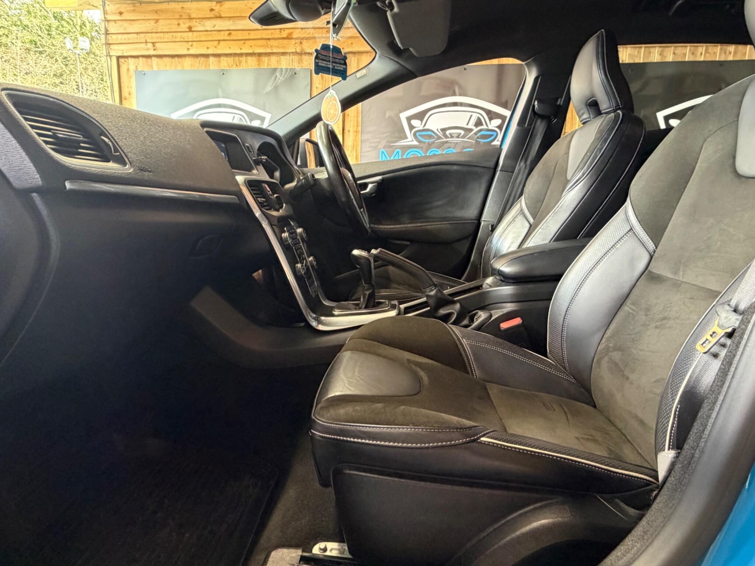 Used Volvo V40 for sale - 77784672: Photo 31